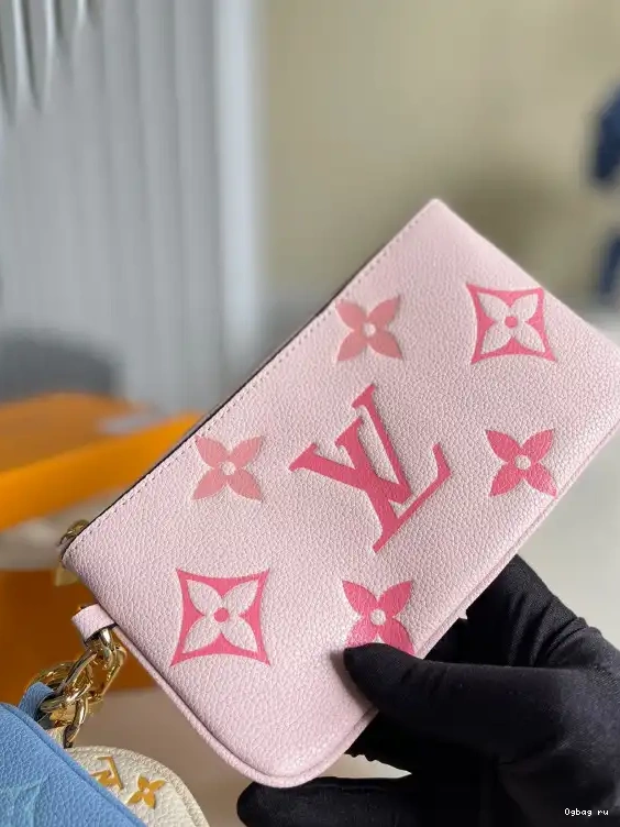 LOUIS POUCH VUITTON NTRIO 0627